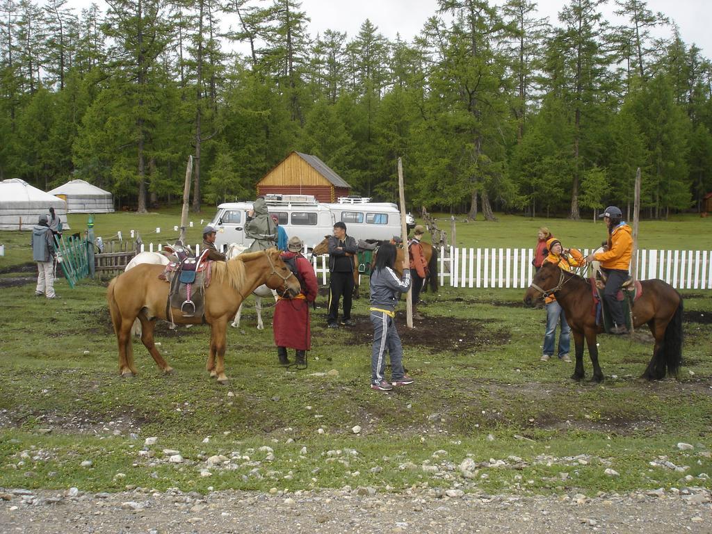 Sunpath Mongolia Tour & Hostel Ulaanbaatar Bilik gambar